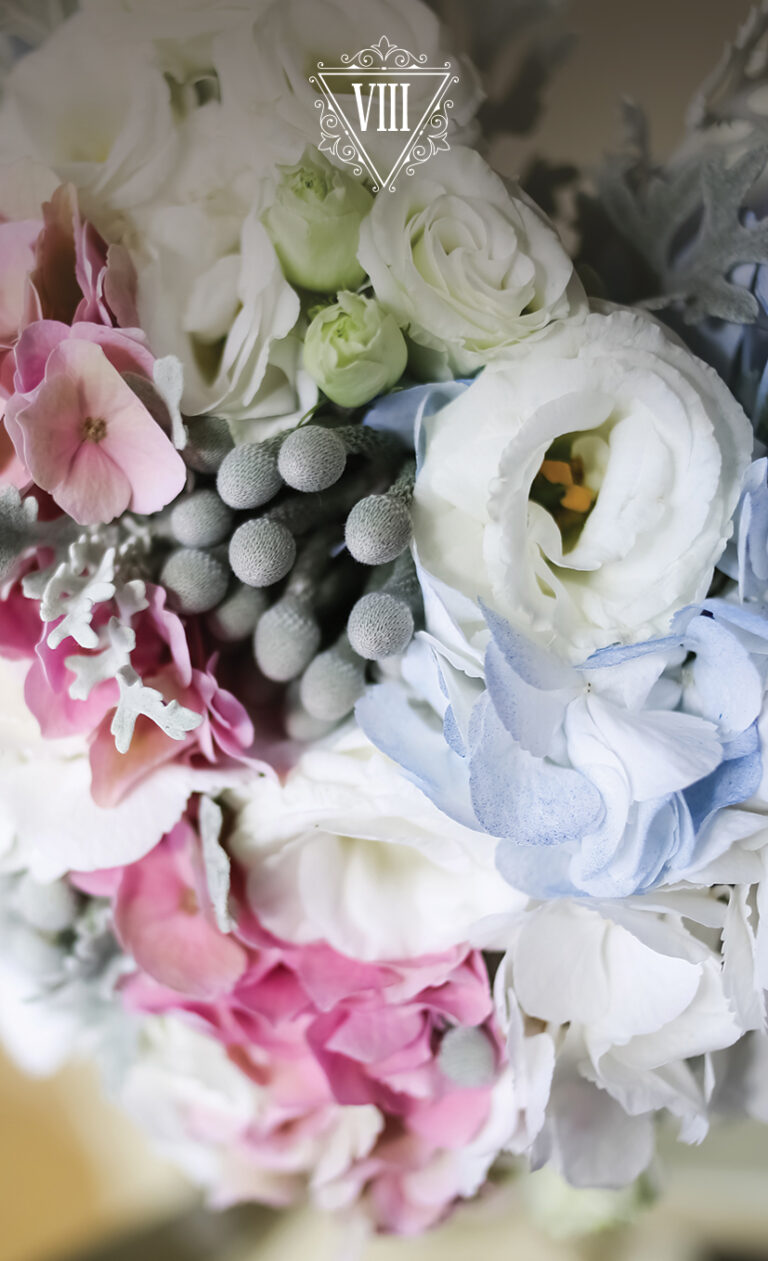 Flores Blancas
